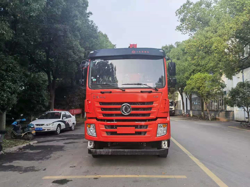 東風(fēng)錦程V6P前四后八折臂吊