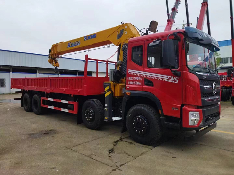 東風(fēng)DV5前四后八隨車吊