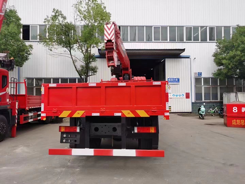 東風華神F5單橋隨車吊