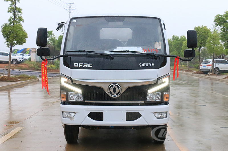 小福瑞卡 5方 吸污車