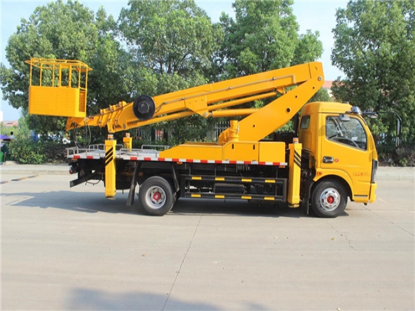 東風(fēng)多利卡26米高空作業(yè)車