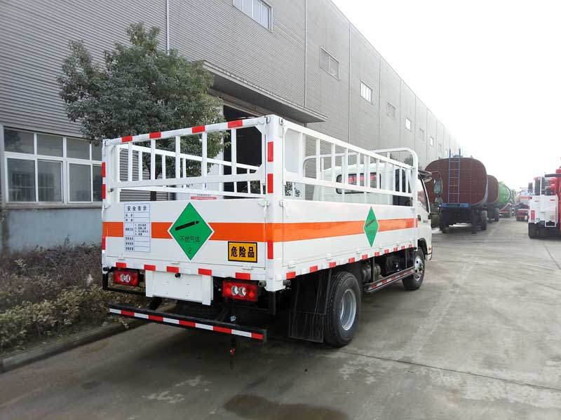 福田奧鈴4.1米(藍(lán)牌)氣瓶車