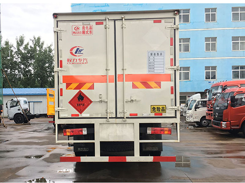 解放6米2(9.9噸)爆破器材車(chē)