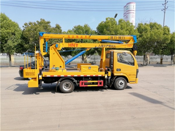 東風13.5米高空作業車